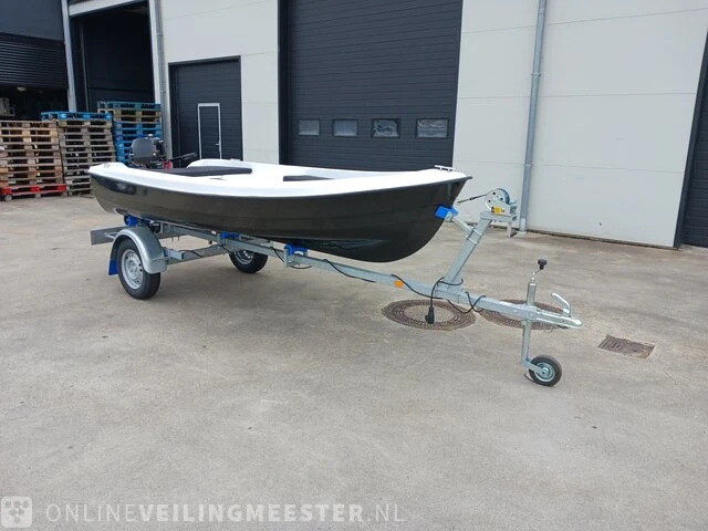Sloep met buitenboordmotor 4 pk tohatsu, trailer en kussenset seafinder, 370, blauw, bouwjaar 2021 - afbeelding 1 van  36