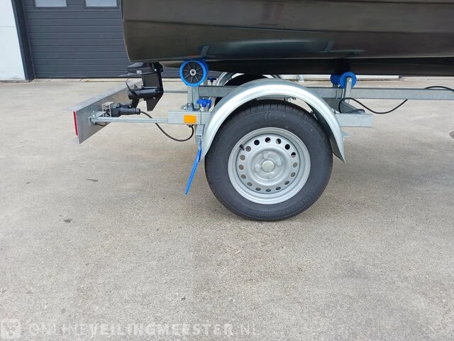 Sloep met buitenboordmotor 4 pk tohatsu, trailer en kussenset seafinder, 370, blauw, bouwjaar 2021 - afbeelding 18 van  36