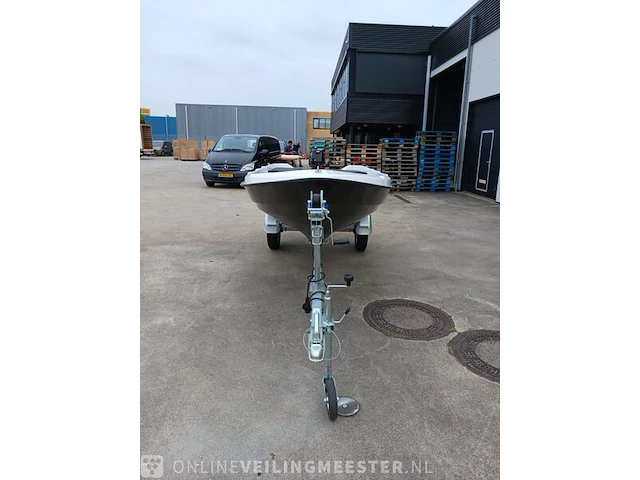 Sloep met buitenboordmotor 4 pk tohatsu, trailer en kussenset seafinder, 370, blauw, bouwjaar 2021 - afbeelding 35 van  36