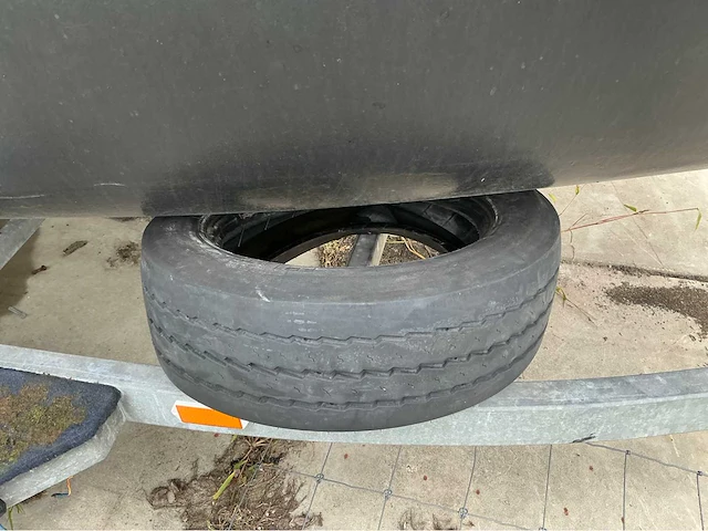 Sloep met trailer - afbeelding 17 van  18
