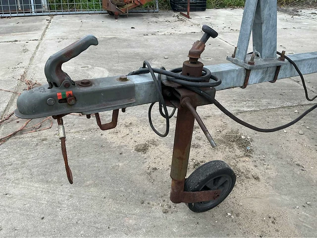 Sloep met trailer - afbeelding 14 van  29