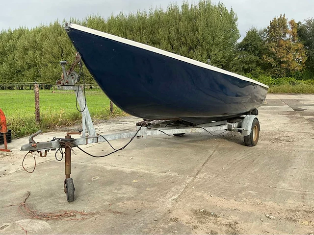 Sloep met trailer - afbeelding 1 van  29