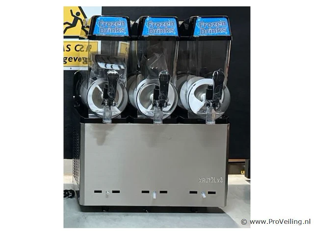 Slushpuppy machine tripel xrj12-3 (800w) - afbeelding 1 van  3