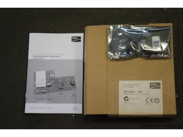 Sma bluetooth piggy-back communicatie-interface voor sma omvormers - afbeelding 1 van  4
