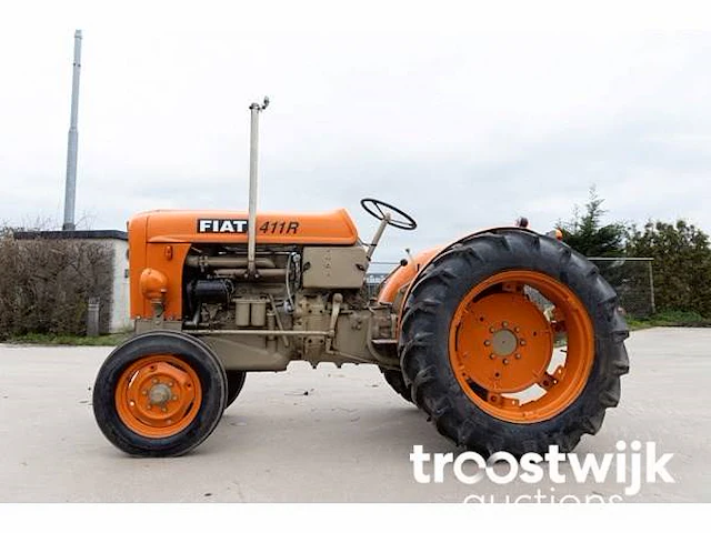 Smalspoortractor - afbeelding 10 van  14