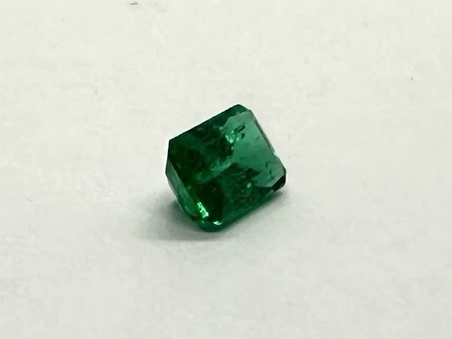 Smaragd - 0.42 carat colombiaanse smaragd - afbeelding 1 van  4