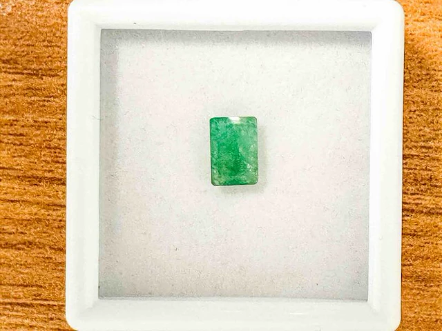 Smaragd - 1.47 carat echte natuurlijke smaragd - afbeelding 1 van  4