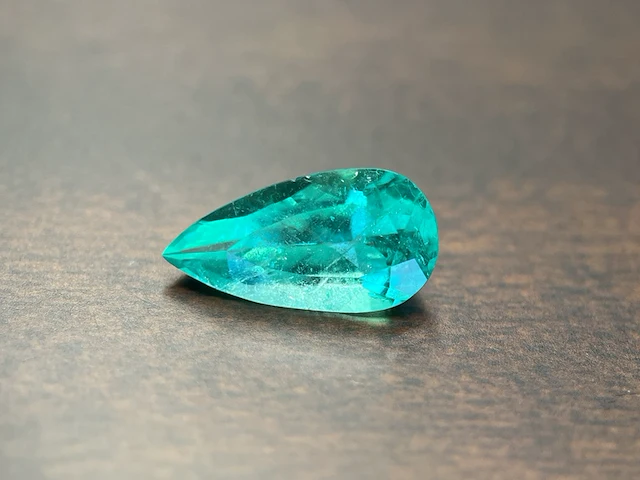 Smaragd - 2.70 carat natuurlijke colombiaanse muzo smaragd van zeer hoge kwaliteit - afbeelding 1 van  5