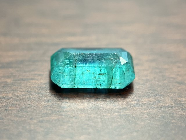 Smaragd - 2.79 carat natuurlijke smaragd - afbeelding 2 van  4