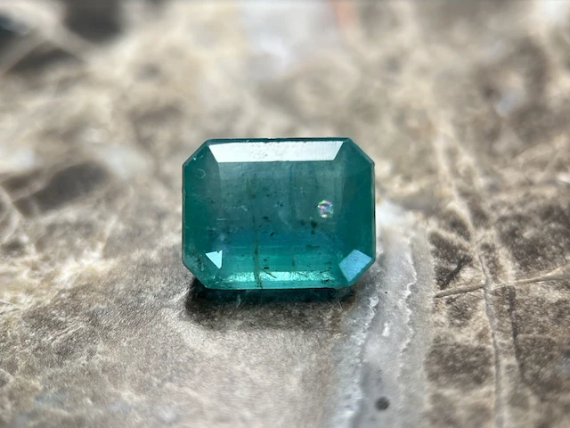 Smaragd - 3.87 carat natuurlijke smaragd - afbeelding 1 van  5