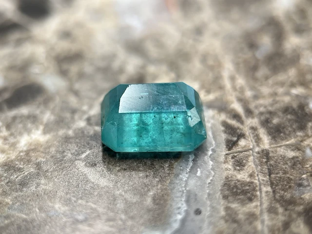 Smaragd - 3.87 carat natuurlijke smaragd - afbeelding 2 van  5