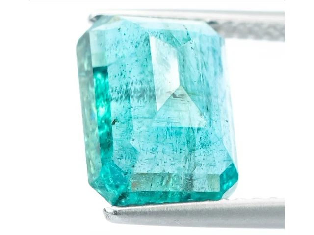 Smaragd - 4,36ct ( igi gecertificeerd ) , groen, 2025 - afbeelding 4 van  5
