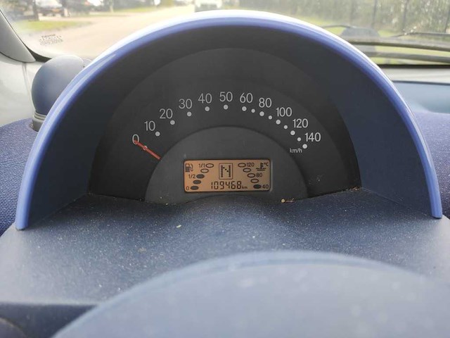 Smart - 1999 - city-coupé - smart & passion - 05-dd-tr - afbeelding 9 van  11