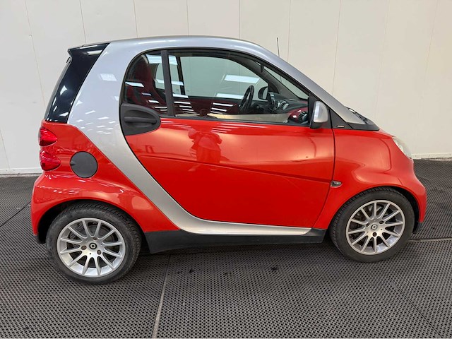 Smart - fortwo coupé - personenauto - 2009 - camperaansluiting met triangle - afbeelding 21 van  23