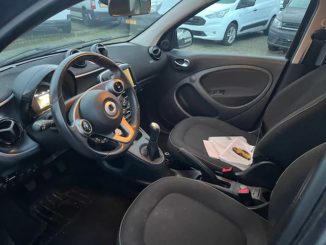 Smart forfour 1.0 passion - personenauto - afbeelding 5 van  7