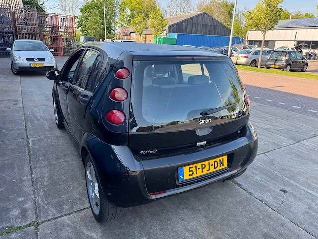 Smart forfour 1.1 airco clima blackbasic 51-pj-dn - afbeelding 9 van  13