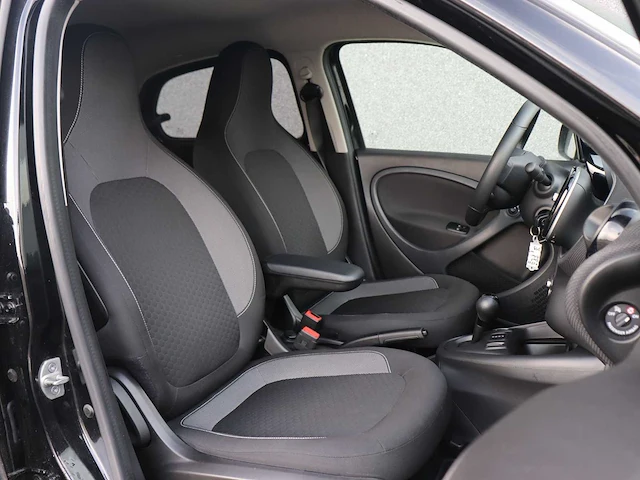 Smart forfour eq comfort 18 kwh car 2022 | n-612-xx - afbeelding 24 van  26