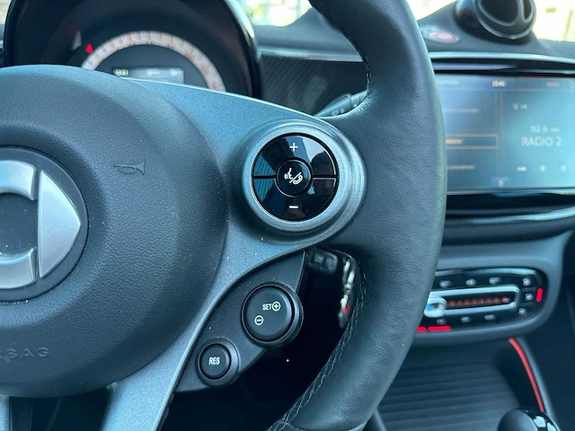 Smart fortwo cabrio eq comfort plus 18 kwh | s-424-tb - afbeelding 15 van  33