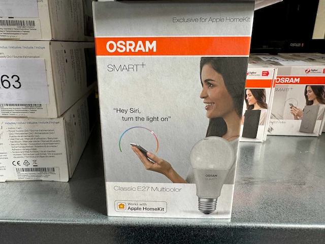 Smart+ osram lichtify lichtbron smart hk cla60 e27 rgbw 230v osram (4x) - afbeelding 2 van  2