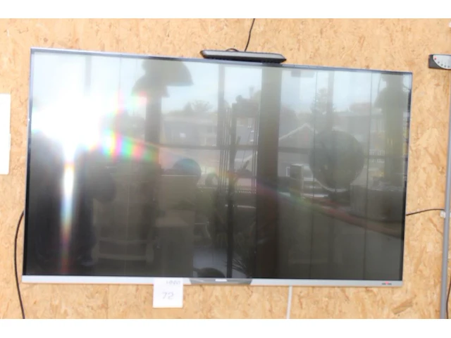 Smart tv philips 43 inch met muurbeugel en afstandsbediening. - afbeelding 1 van  2