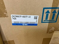 Smc ckz3n50tf-60dtf pneumatische roterende actuator (27x) - afbeelding 5 van  5