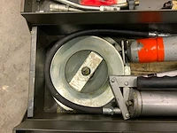 Smeeruitrusting - afbeelding 10 van  12