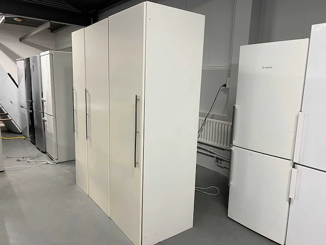 Smeg - complete inbouw koel/vries kombinatie + smeg 5 pits gasfornuis + acer laptop - afbeelding 12 van  29