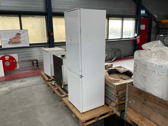 Smeg - koelkast - afbeelding 3 van  10