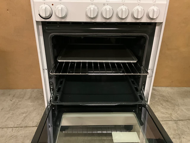 Smeg cb66ces1 vrijstaand keramisch fornuis wit 60cm - afbeelding 4 van  9