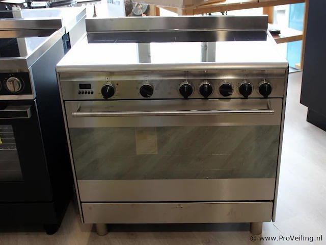 Smeg fornuis inductie bg9ix9 - afbeelding 1 van  7