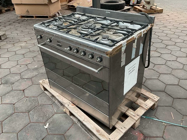 Smeg fornuis - afbeelding 2 van  6