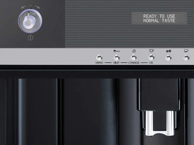 Smeg inbouw koffiemachine - afbeelding 2 van  6