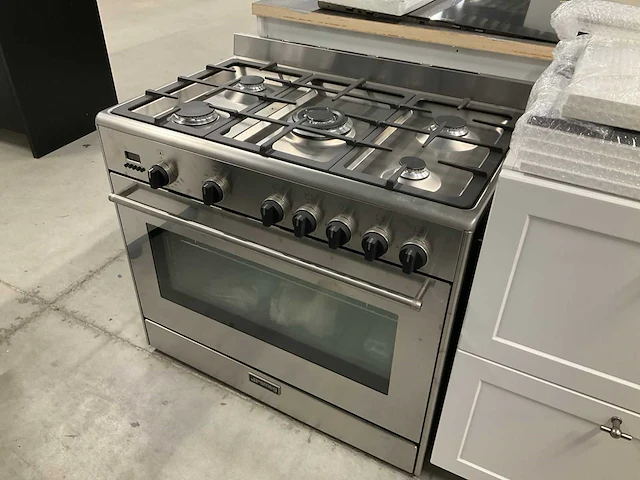 Smeg snlp90dx9 fornuis met wokbrander - afbeelding 3 van  12