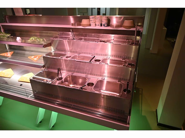 Smeva - market 9 - 4 level - koelvitrine - showroom model - afbeelding 3 van  7