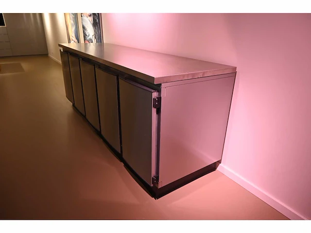 Smeva - rvs koelwerkbank showroom model - afbeelding 2 van  10