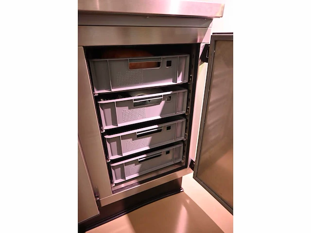 Smeva - rvs koelwerkbank showroom model - afbeelding 8 van  10