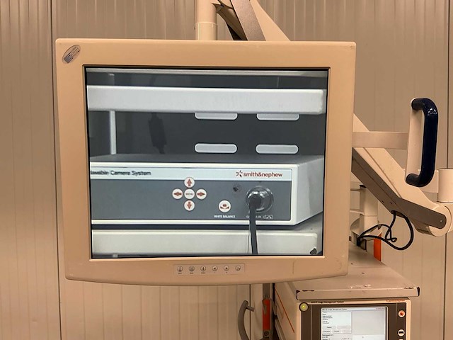 Smith & nephew - hd1200 autoclavable camera system - endoscopie toren - afbeelding 2 van  9