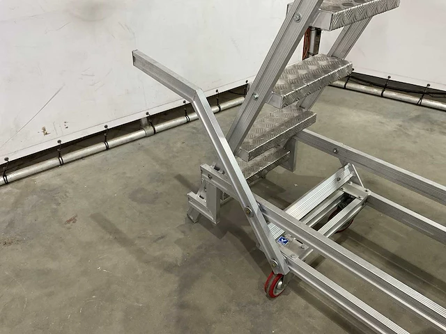 Smits - mobiele trap - afbeelding 6 van  8