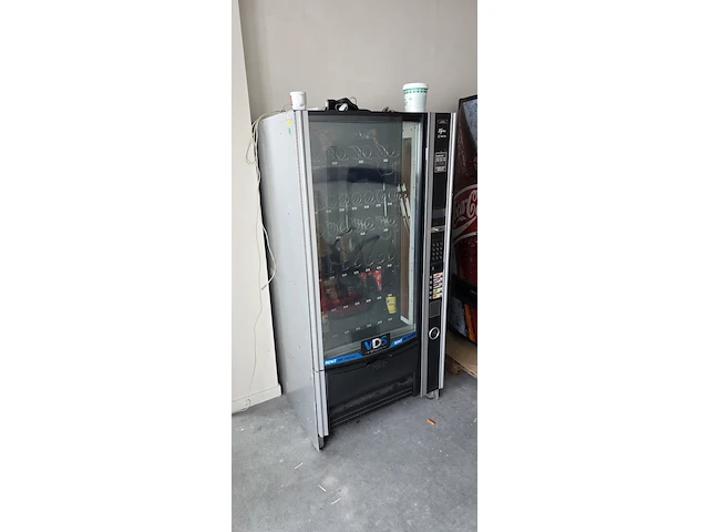 Snack automaat sfera necta, zwart - afbeelding 1 van  6