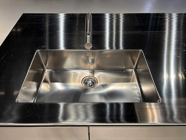 Snaidero michele marcon design - sistema - showroomkeuken - afbeelding 5 van  58