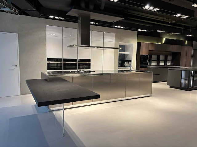Snaidero michele marcon design - sistema - showroomkeuken - afbeelding 12 van  58