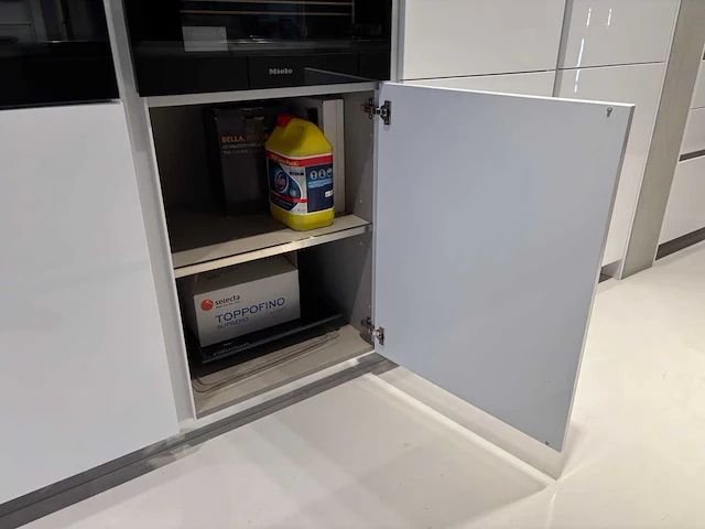 Snaidero michele marcon design - sistema - showroomkeuken - afbeelding 42 van  58