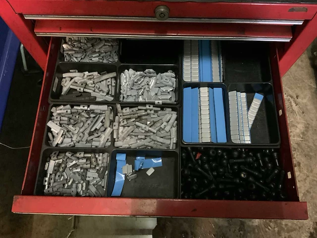 Snap-on gereedschapswagen gevuld - afbeelding 5 van  9