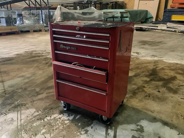 Snap-on gereedschapswagen gevuld - afbeelding 1 van  8