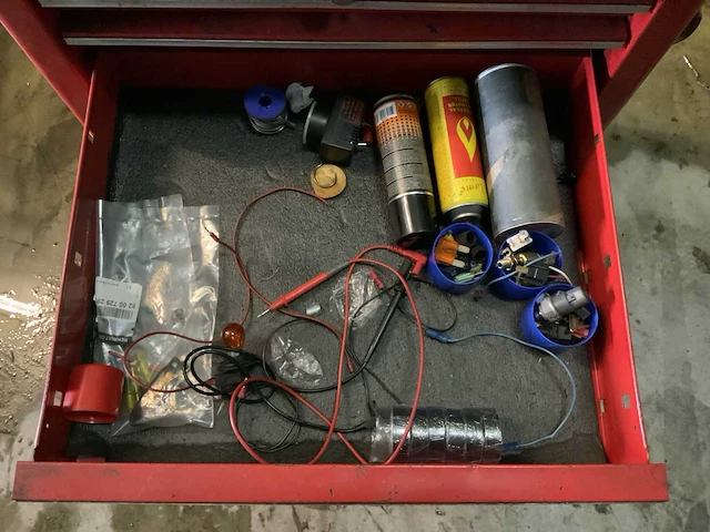 Snap-on gereedschapswagen gevuld - afbeelding 5 van  8