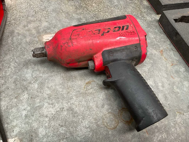 Snap-on mg725 pneumatische slagmoersleutel - afbeelding 1 van  3