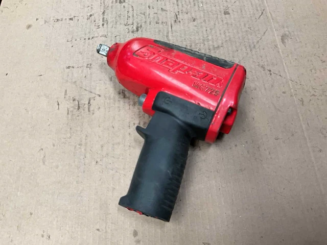 Snap-on mg725 pneumatische slagmoersleutel - afbeelding 2 van  4