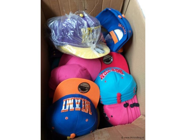 Snapback petten - 30 x - afbeelding 1 van  3