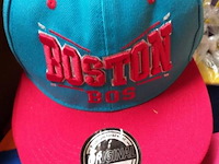 Snapback petten - 30 x - afbeelding 2 van  3