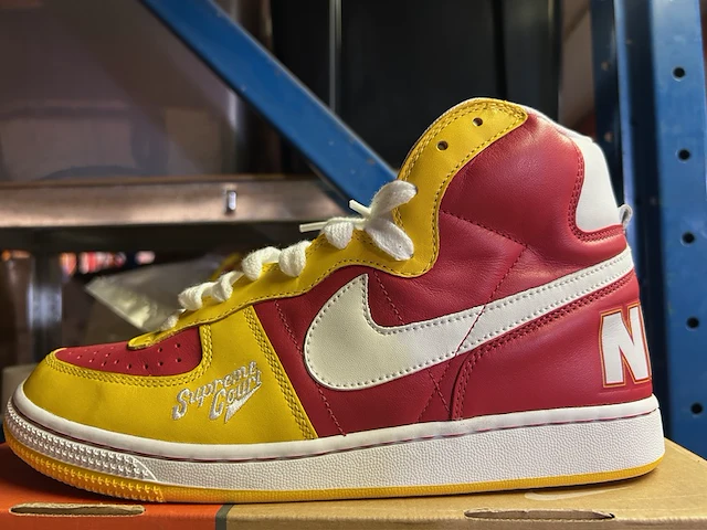 Sneakers limited edition maat 44 nike , terminator hi, rood/geel/wit - afbeelding 2 van  6